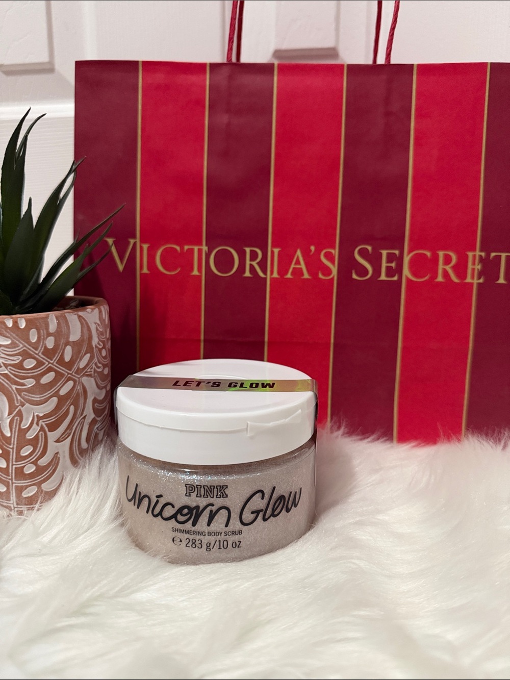 🆕 PINK Unicorn Glow shimmering body scrub